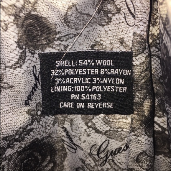 Guess coat - Picture 4 of 4